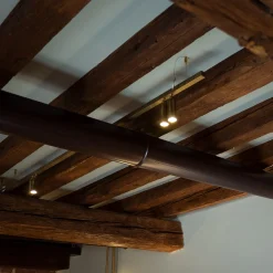 Lampadario Riga 14|00 Lineare a 4 Luci in Ottone con Finitura Dorata