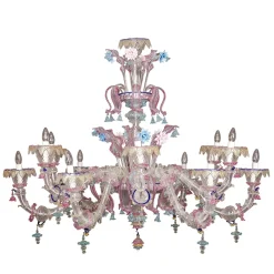 Lampadario rosa in stile Rezzonico