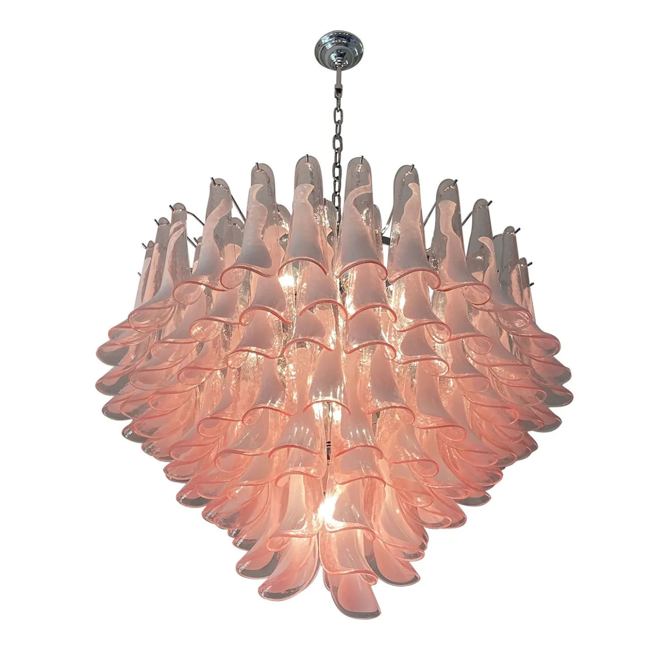 Lampadario Selle con petali di vetro rosa