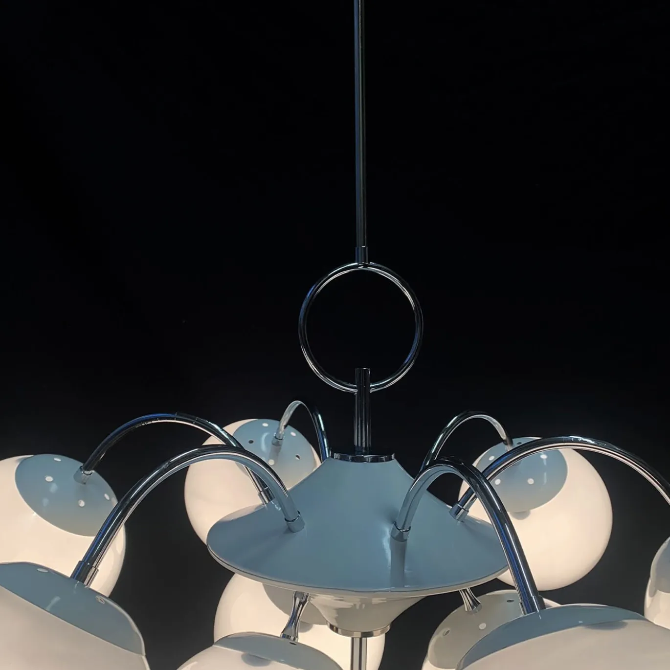 Lampadario Stilnovo a 9 luci cromate