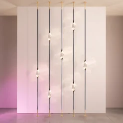 Lampade da pavimento a soffitto Il Pezzo 12 Composizione E in ottone con finitura nera e oro