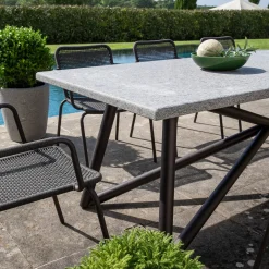 Larte 260 Tavolo da pranzo outdoor rettangolare in pietra grigia peperino e acciaio marrone