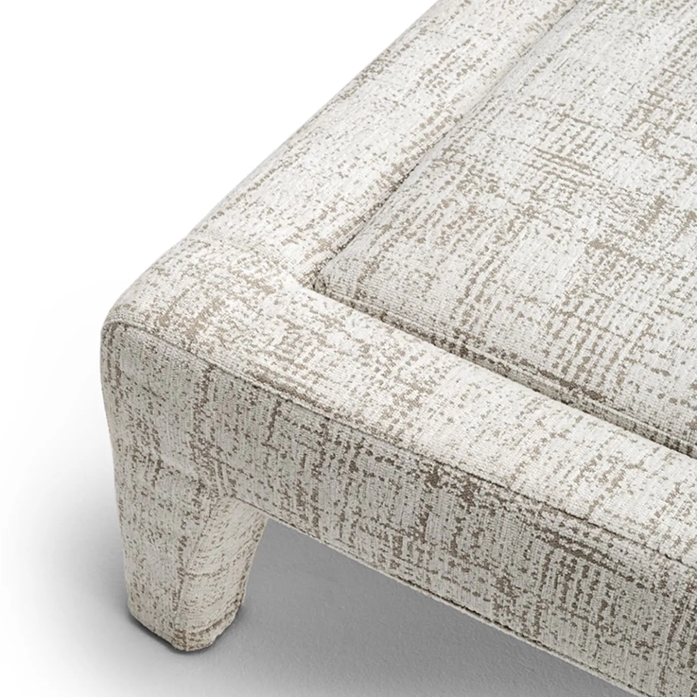 Lettino da sole in tessuto morbido Moonlight di Paola Navone Otto Studio