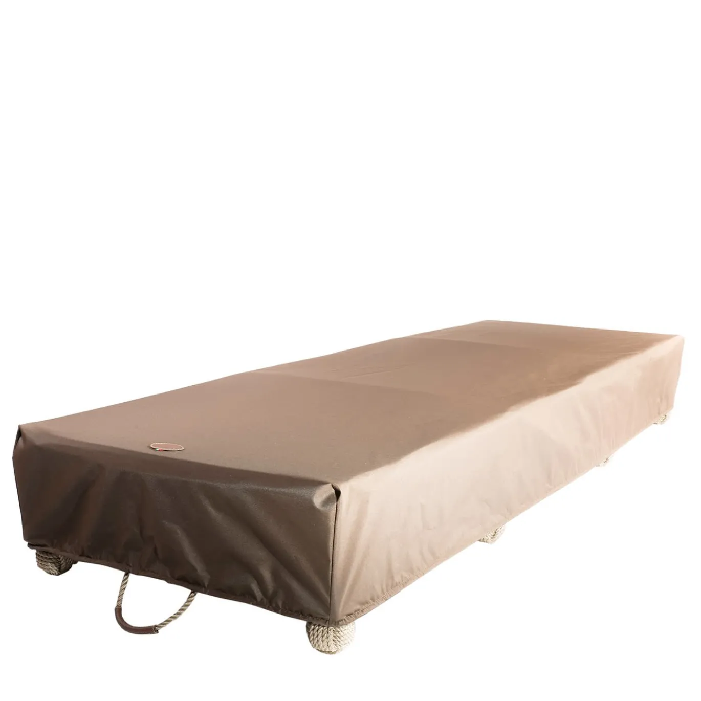 Lettino in legno con materassino beige