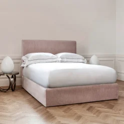 Letto Eveline in tessuto rosa