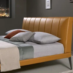 Letto King-Size Megan Arancione con Testiera Cordonata