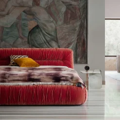 Letto Mambo In Velluto Arancione di Lorenza Bozzoli