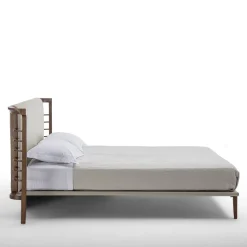 Letto matrimoniale Dolfin in pelle beige e legno