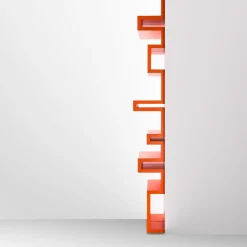 Libreria a parete Todo Orange di Giulia Contaldo