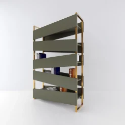 Libreria M19 in legno laccato verde e metallo