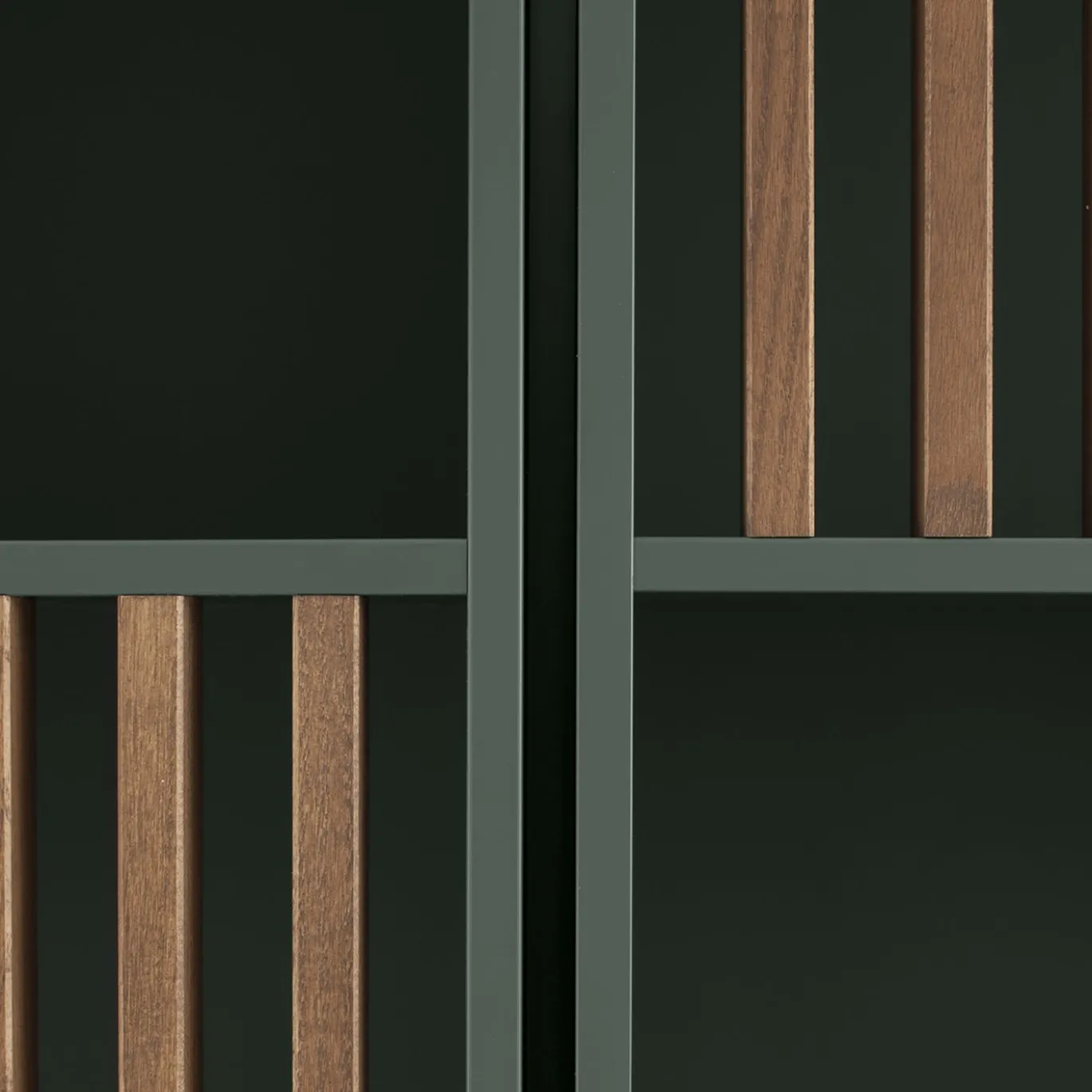 Libreria Mondrian Verde Amazzonia con Accenti in Legno di Frassino