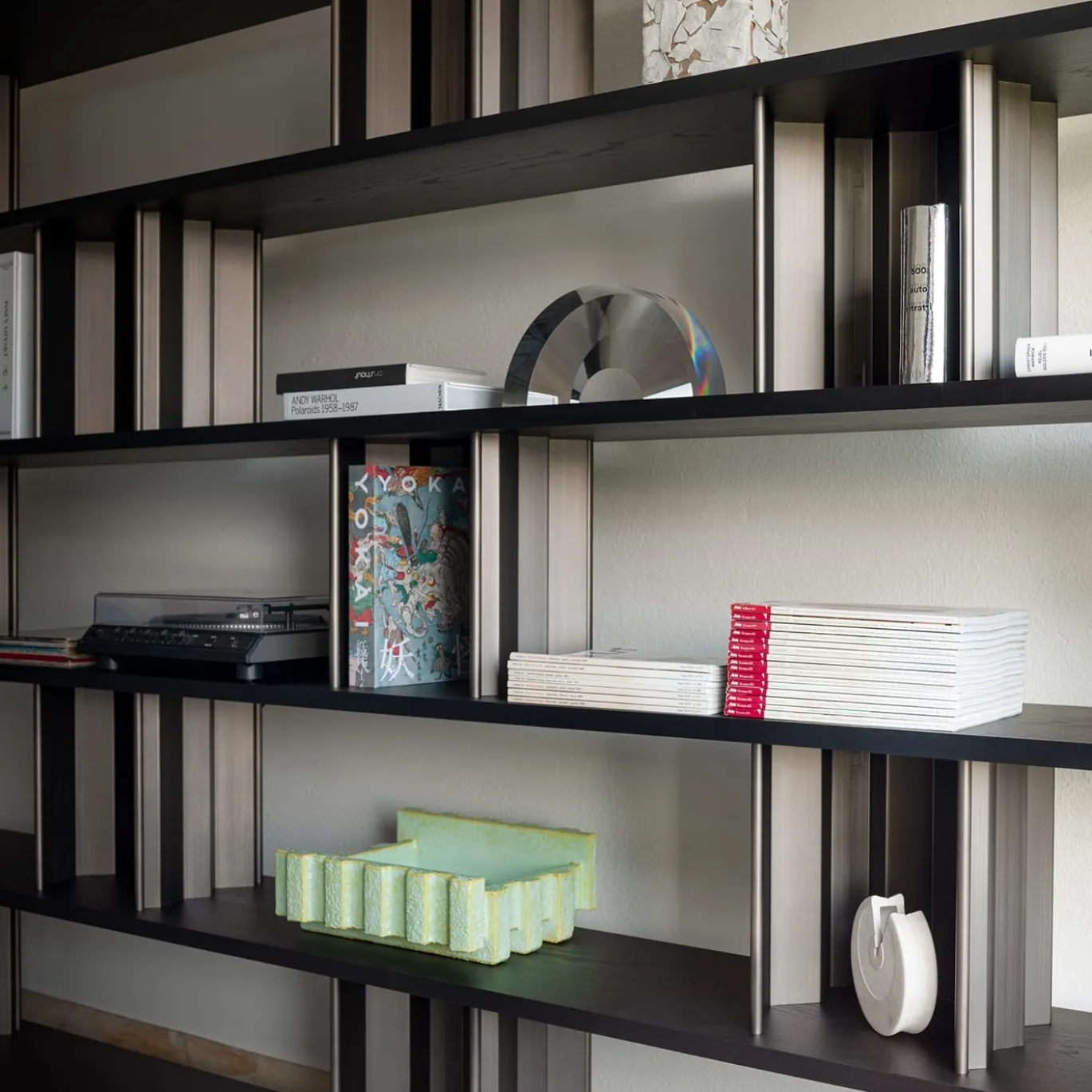 Libreria Plomis In Legno e Metallo di Richard Hutten
