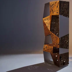 Libreria Riddle Totem in Noce di Steven Holl