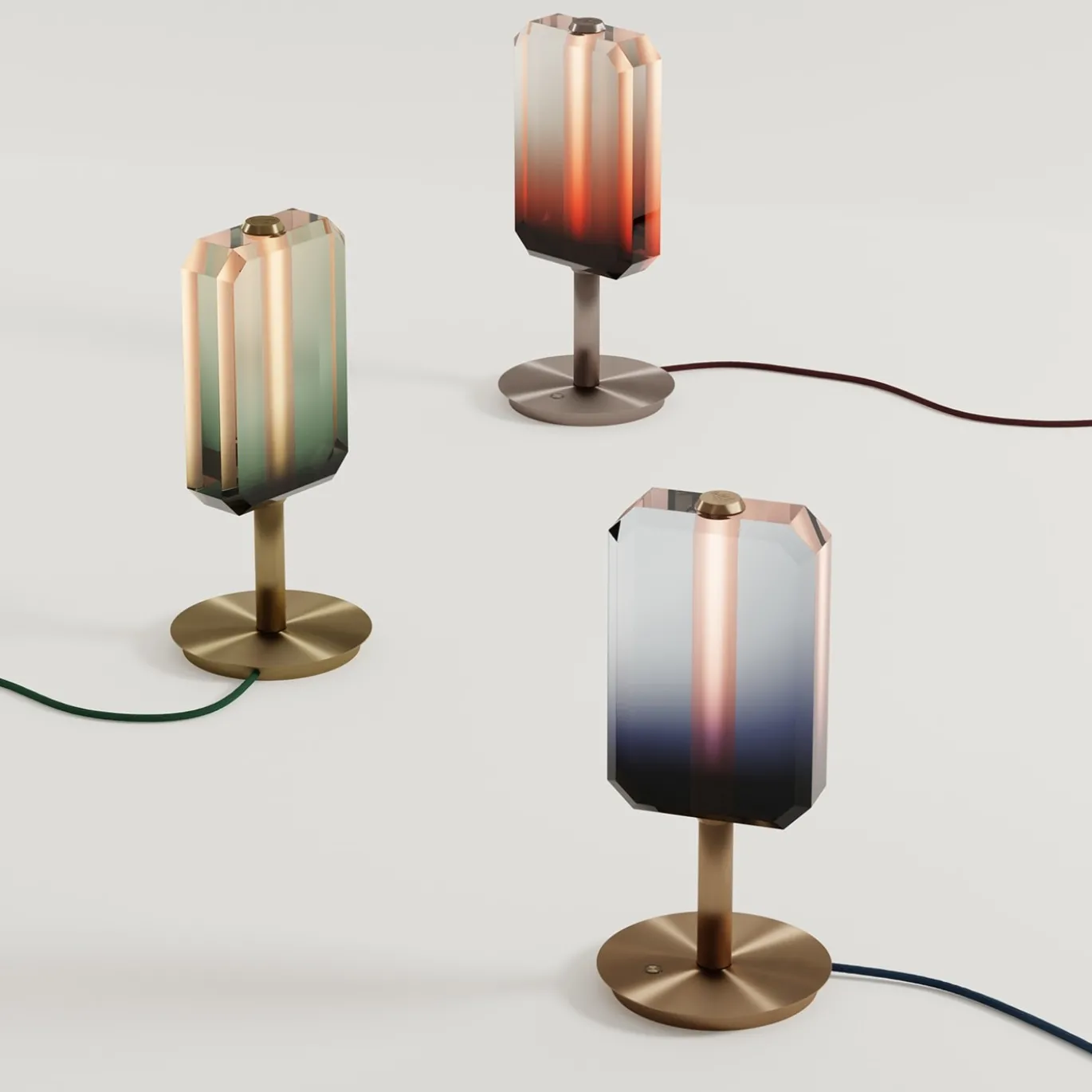Lucente Lampada da Tavolo in Bronzo e Paralume Viola