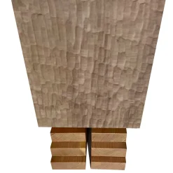 Mobiletto intagliato Totem Maya Scolpito di Pietro Meccani