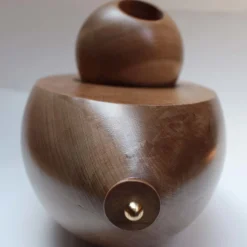 Oggetto scultoreo di rugby