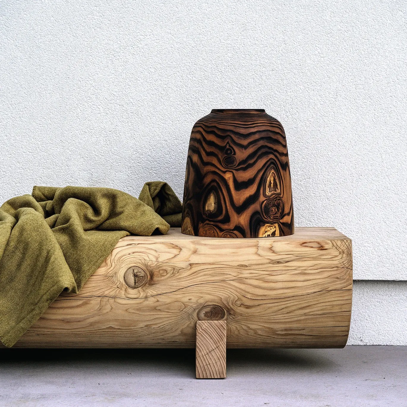 Panca Pure in legno massello di cedro