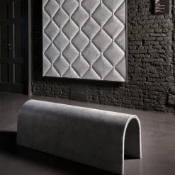 Panchina Galleria Scultpure di Ron Gilad