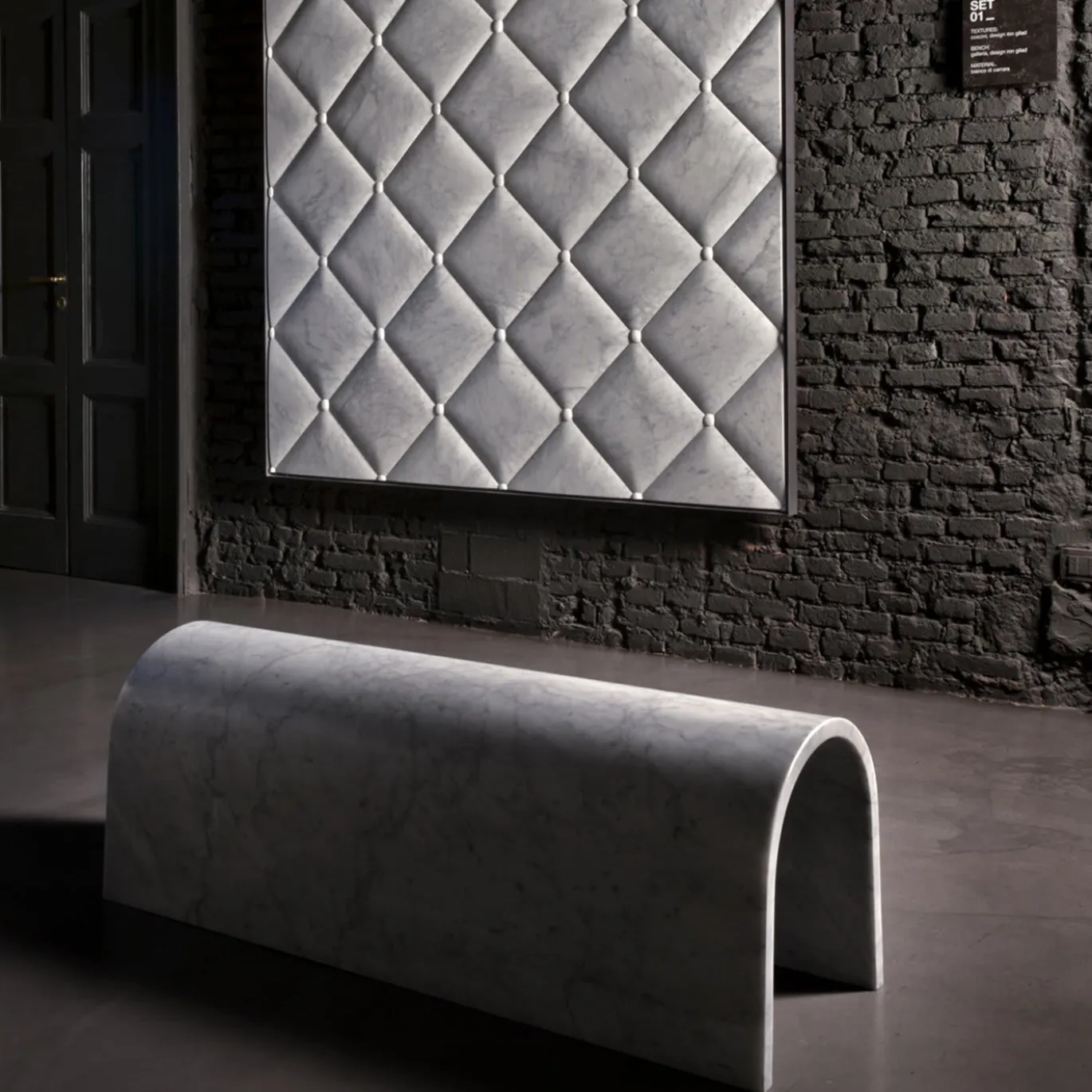 Panchina Galleria Scultpure di Ron Gilad