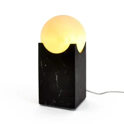 Piccola lampada da tavolo Eclipse in marmo nero di Marquina