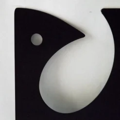 Pirikitta Un piccolo specchio di metallo