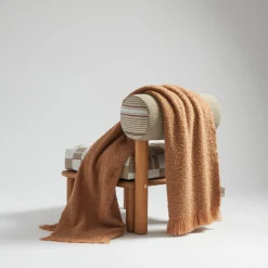 Plaid in bouclè di cammello