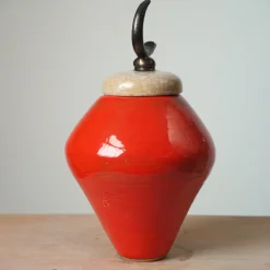 Poiché con coperchio in ceramica rossa di San Sepolcro della Small Collection