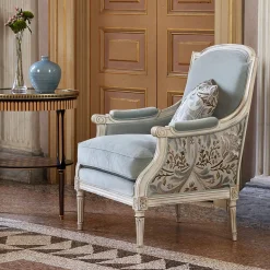 Poltrona Bergère Luigi XVI Style bianca e grigia