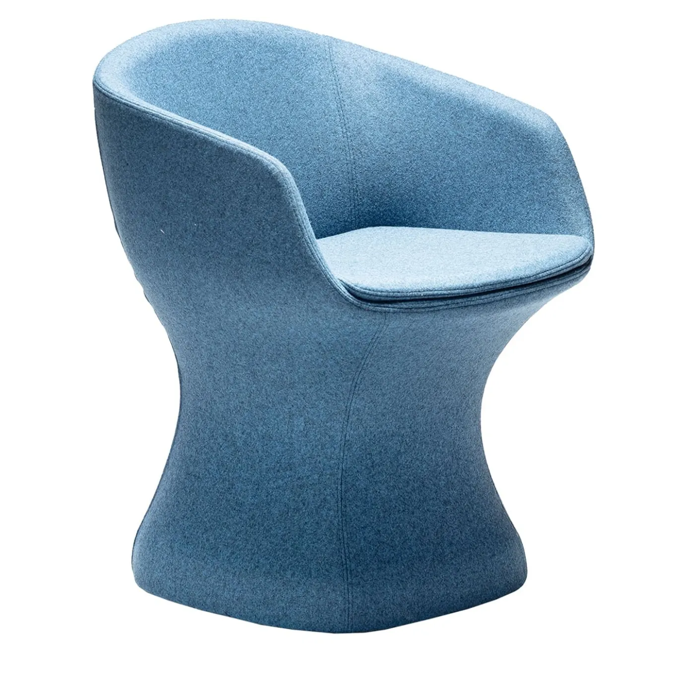 Poltrona blu così carina di Dario Delpin