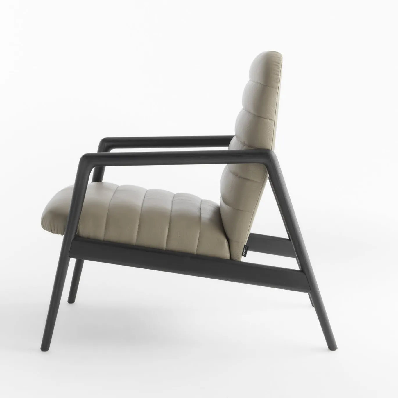 Poltrona Carnaby Beige di Studio Balutto
