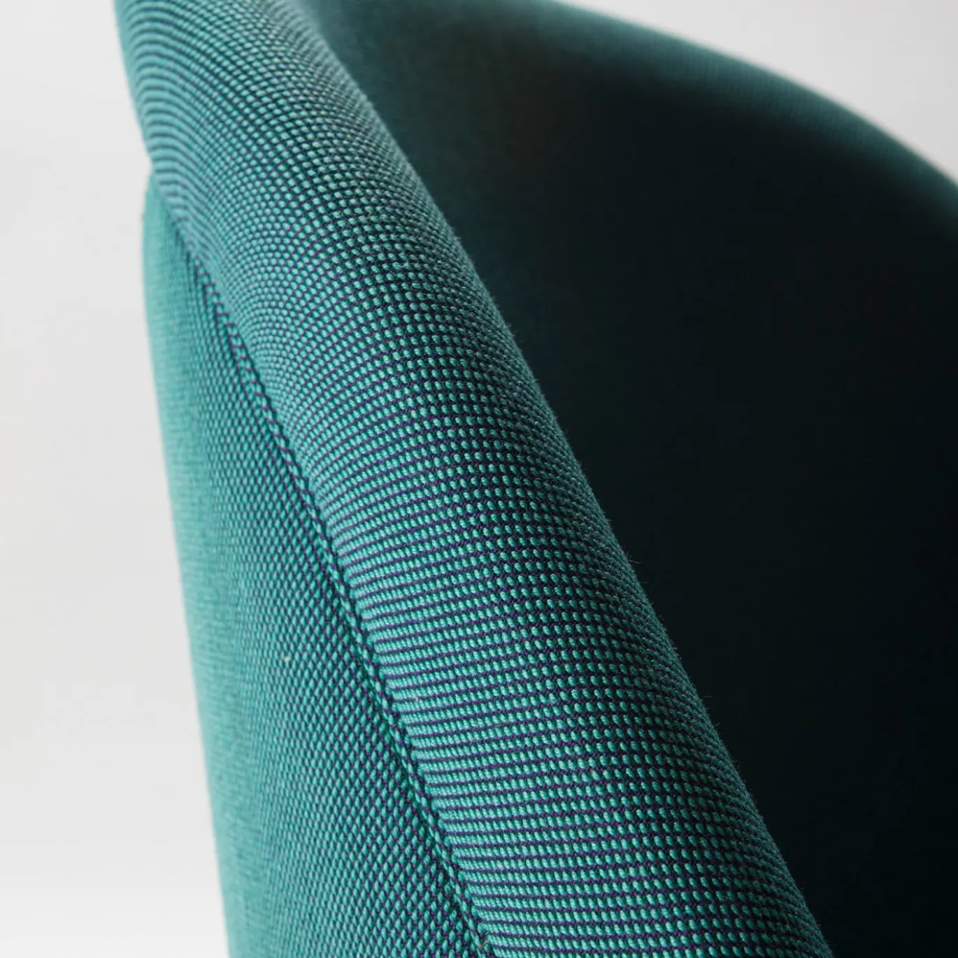 Poltrona da salotto Macao Cerulean di Studio Livoni