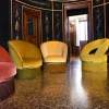 Poltrona Dione Piccola con Frange in Velluto Giallo Ocra