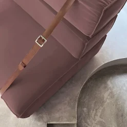 Poltrona Docker in velluto rosa antico