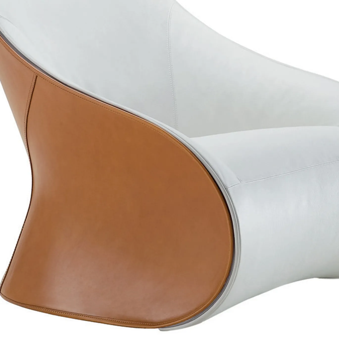 Poltrona girevole Derby bianca e pelle oro con pouf di Noé Duchaufour-Lawrance