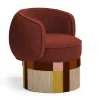 Poltrona girevole Pirouette Clu Wine Red di Lorenza Bozzoli