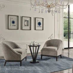 Poltrona Grigia con Base in Legno Liquirizia della Collezione Studio Privè