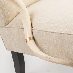 Poltrona Kudu in tessuto di lino beige