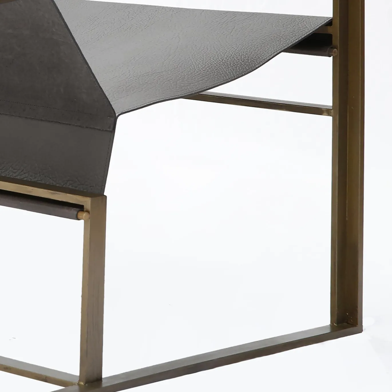 Poltrona lounge Strand in pelle e metallo galvanizzato