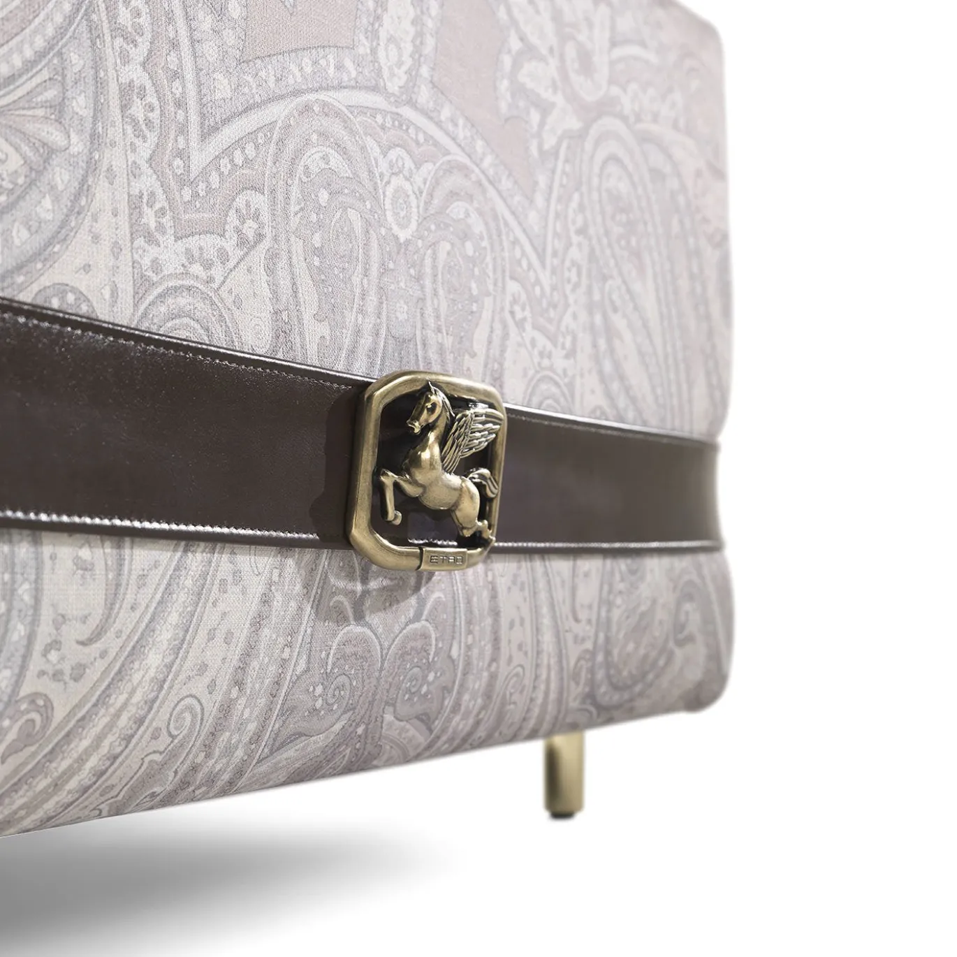 Poltrona Madras