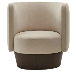 Poltrona Margot in pelle beige
