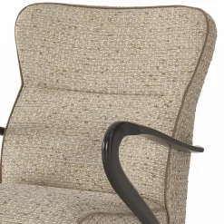 Poltrona Rossella Beige con dettagli in legno Moka