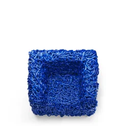Poltrona Senzafine in resina blu di Gaetano Pesce