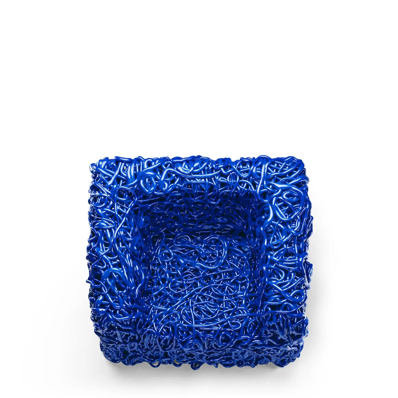 Poltrona Senzafine in resina blu di Gaetano Pesce