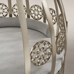 Poltrona Soul Nest in ottone dorato