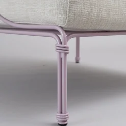 Poltrona Vitis Lilla e Grigio di Ciarmroli Queda Studio in acciaio inox