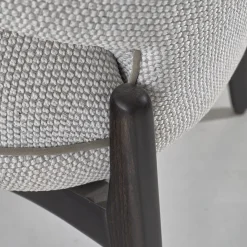 Poltroncina Roselìe in Finitura Ebano e Tessuto Aracaju