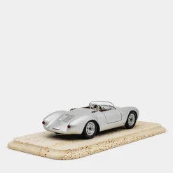 Porsche 550A Spyder in metallo argentato