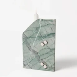 Portacandele in Marmo Verde Antigua con Inserti in Metallo di Parasite 2.0