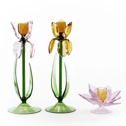 Portacandele in Vetro Rosa Lotus di Summerill & Bishop