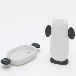 Portapenne Nardo in bianco e nero di Matteo Cibic